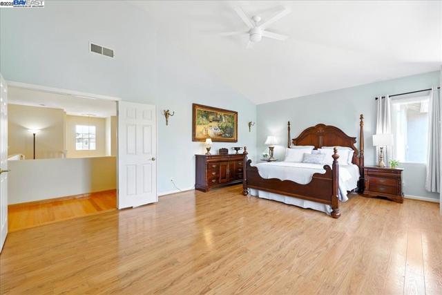 250 BRIDGEWATER RD, Hayward CA: https://media.crmls.org/mediaz/eff8faa0-3dfb-4e52-b546-4163587ed40d.jpg