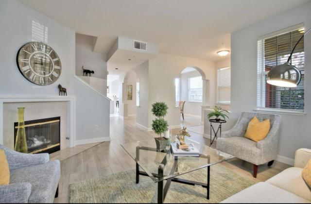 309 Village Circle, Santa Cruz CA: https://media.crmls.org/mediaz/effa2ae2-eaa9-4027-bdb0-cd1f0385640a.jpg