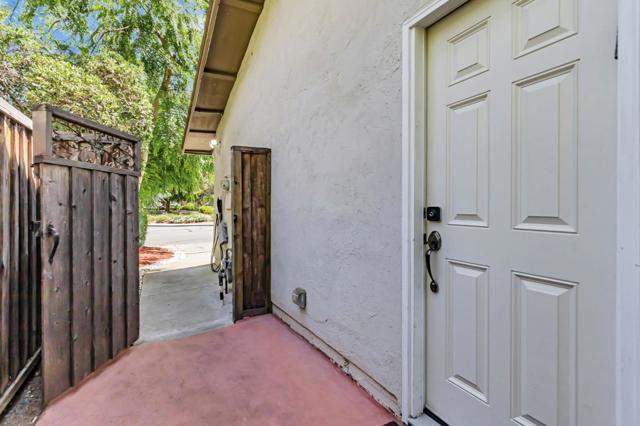 621 Harrow Way, Sunnyvale CA: https://media.crmls.org/mediaz/effa513a-2e9b-4741-a908-2f8964afd0ca.jpg