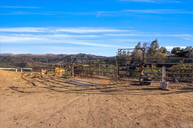 Detail Gallery Image 25 of 70 For 410 Woodland Ln, El Cajon,  CA 92021 - – Beds | – Baths