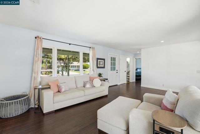 Image 3 of 28 For 2105 Holbrook Drive