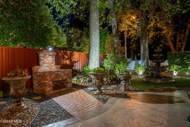 1694 Margate Place, Westlake Village CA: https://media.crmls.org/mediaz/effbae99-807d-4b90-b3f7-fef7c424cb8b.jpg