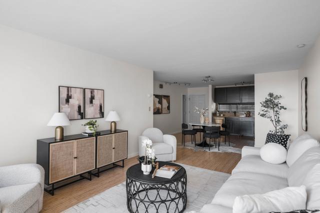 2266 Grand Ave, San Diego CA: https://media.crmls.org/mediaz/effc68a8-bdc5-41ae-abcc-c624a980d03a.jpg