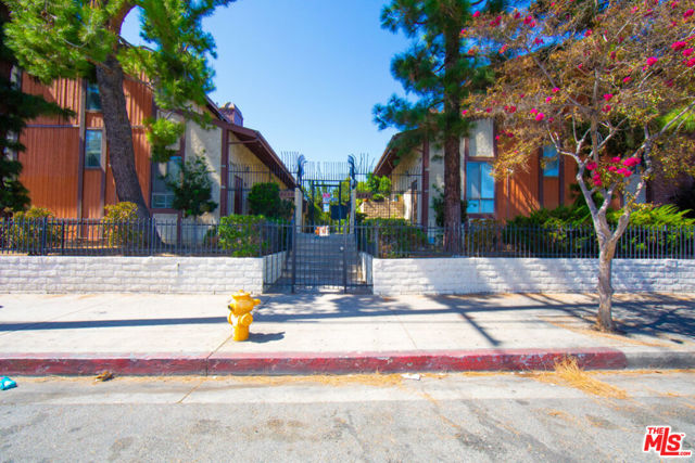 9041 Van Nuys Boulevard, 210 photo 51