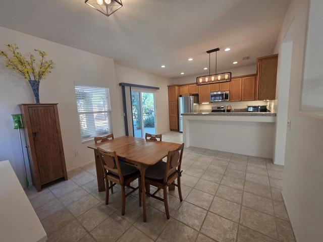 2322 Shannon Way, Palm Springs, CA 92262