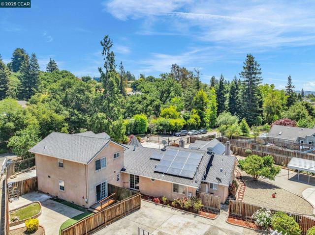 18127 Madison Ave, Castro Valley CA: https://media.crmls.org/mediaz/effdb6c5-e1c0-4494-84e4-3597fba13d69.jpg