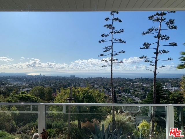 Drew Fenton | 1349 Berea Place Pacific Palisades CA | MLS: 7183347