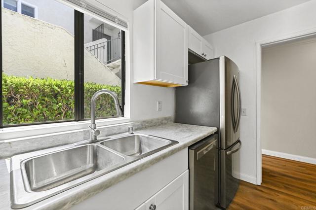 Detail Gallery Image 7 of 46 For 2308 Altisma Way #123,  Carlsbad,  CA 92009 - 2 Beds | 2 Baths