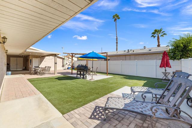 47800 Madison Street, Indio CA: https://media.crmls.org/mediaz/effe6717-26c8-496d-a517-af12707eed98.jpg