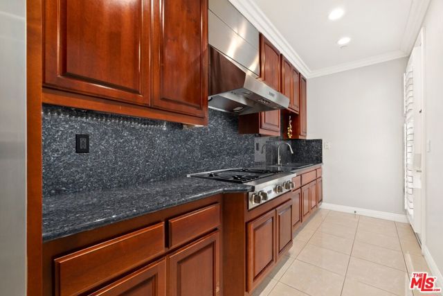 2855 Oak Knoll Drive, Diamond Bar CA: https://media.crmls.org/mediaz/f0007ec0-26d0-4a2b-b31b-ead5663fb9d1.jpg