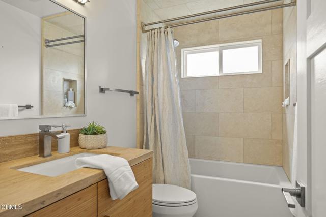 354 Arnett Avenue, Ventura CA: https://media.crmls.org/mediaz/f00146a3-db2c-4d15-a814-17396667d9bc.jpg