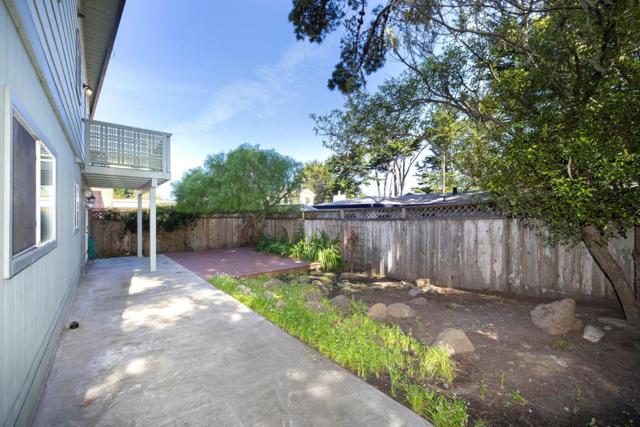 551 4th Street, Montara CA: https://media.crmls.org/mediaz/f001ba07-30d7-435d-bc30-5f513f7820c4.jpg