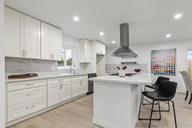 Detail Gallery Image 23 of 55 For 13751 Powers Rd, Poway,  CA 92064 - 5 Beds | 3 Baths