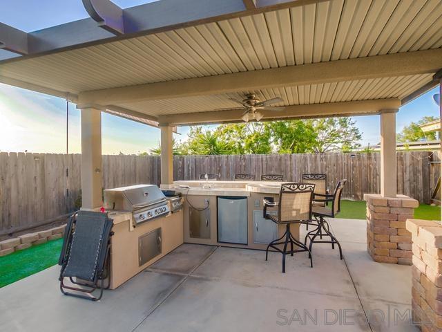 3844 Brems St, San Diego CA: https://media.crmls.org/mediaz/f00259c3-fbb6-4cd9-ae99-dce731db3b7e.jpg