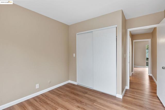 3300 Northwood Dr, Concord CA: https://media.crmls.org/mediaz/f0031833-d9e3-41c2-aa69-018eceae6d88.jpg