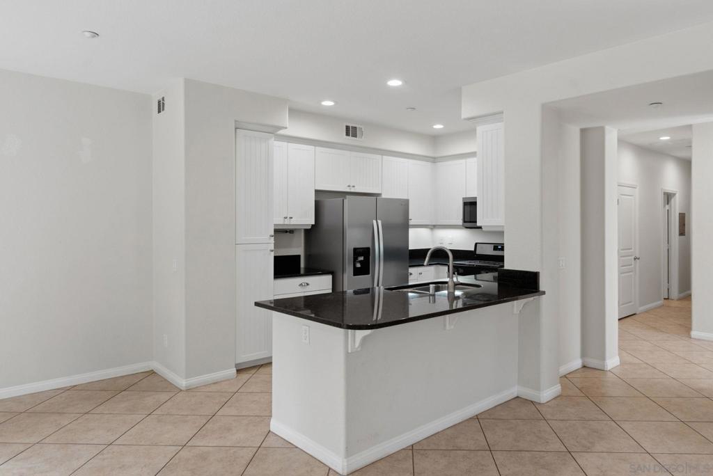 750 Harbor Cliff Way - photo 13