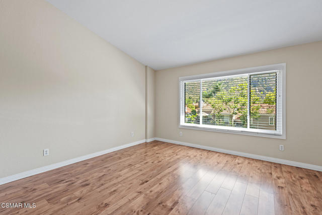 6208 Corte Antigua, Camarillo CA: https://media.crmls.org/mediaz/f00407c5-527e-439e-98be-6255b6aaccc8.jpg