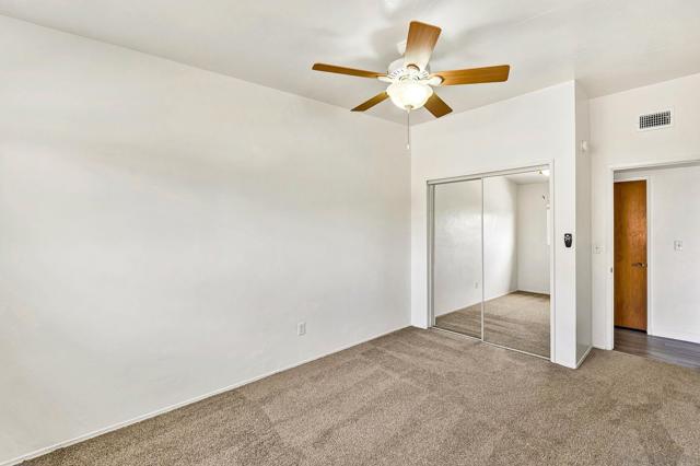 328 30 9th St, Del Mar CA: https://media.crmls.org/mediaz/f0040baf-d9f7-48d9-bbae-1f14b22e2d40.jpg