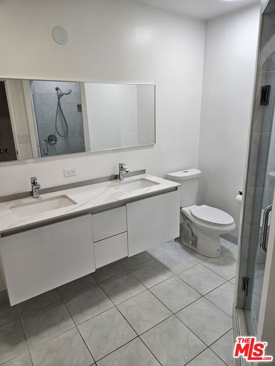 4531 VAN NUYS photo 10