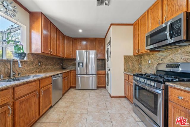 14019 Bessemer Street, Van Nuys CA: https://media.crmls.org/mediaz/f004cea6-5a0d-4096-abbb-9f354cac4473.jpg