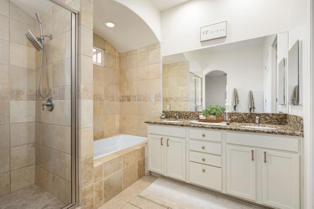 13039 Calle Amapola, Desert Hot Springs CA: https://media.crmls.org/mediaz/f005ab6b-a7bc-4a9e-b8ba-262640fb8526.jpg