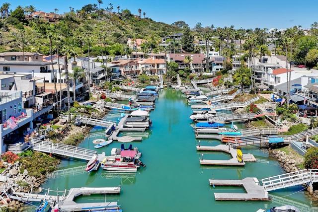 Detail Gallery Image 4 of 35 For 4619 Park Dr, Carlsbad,  CA 92008 - 2 Beds | 2 Baths