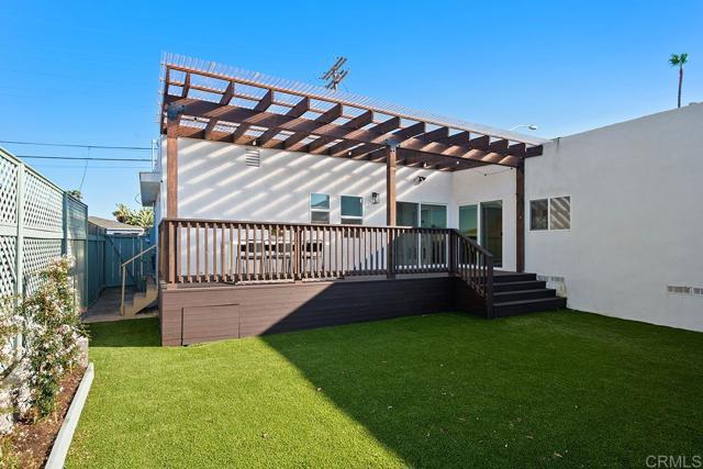 Detail Gallery Image 32 of 75 For 4404 Voltaire St, San Diego,  CA 92107 - 4 Beds | 3 Baths