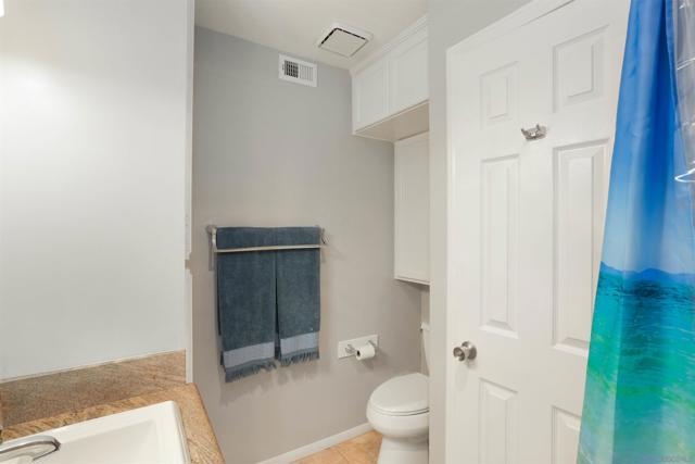 1100 Seacoast Dr, Imperial Beach CA: https://media.crmls.org/mediaz/f00674d2-601f-41de-b579-d464f832f4af.jpg