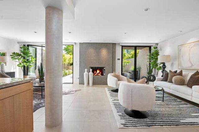 131 El Pinar, Los Gatos CA: https://media.crmls.org/mediaz/f0076aff-bcc8-4a43-9159-fdd60b9d05e4.jpg