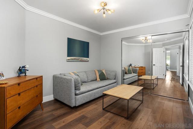 14298 Ipava Dr, Poway CA: https://media.crmls.org/mediaz/f00770c4-a139-4196-bce1-bc8c4719813a.jpg