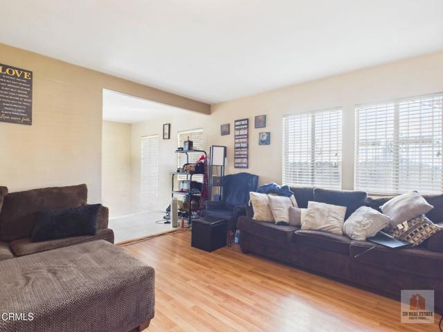 Detail Gallery Image 7 of 15 For 524 W Almond St, Compton,  CA 90220 - 4 Beds | 2 Baths