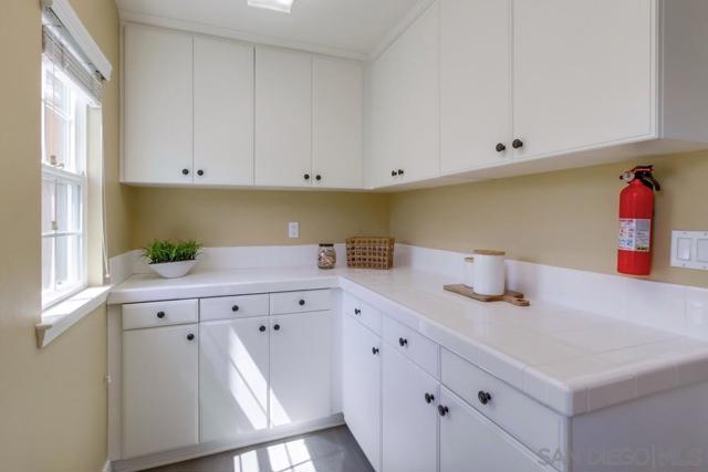 3515 CAMINO CEREZA, Carlsbad CA: https://media.crmls.org/mediaz/f007f11f-e7e5-472e-afaf-a012b3700a2b.jpg