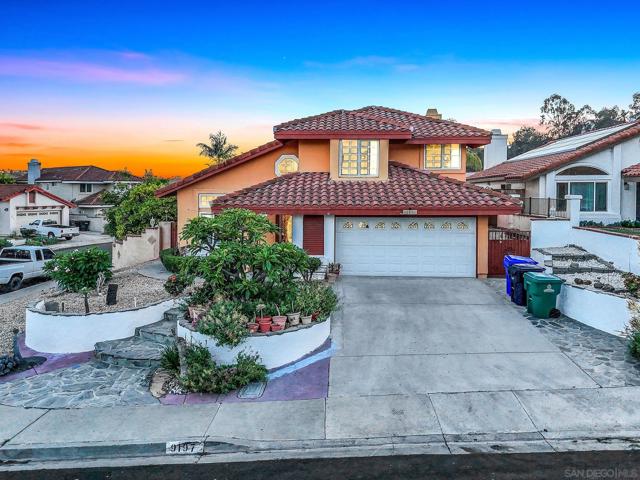 9197 Buckwheat St, San Diego CA: https://media.crmls.org/mediaz/f008247d-9356-463c-a059-a893ca29b645.jpg
