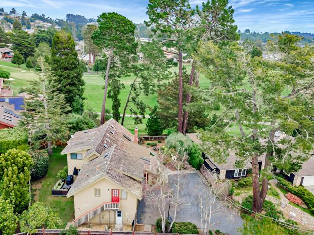 135 Seabreeze Place, Aptos CA: https://media.crmls.org/mediaz/f0095720-4c09-4d4f-9aa6-5c0a461f864a.jpg