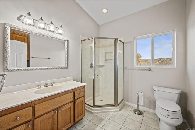 15636 Sage Hill Drive, Ramona CA: https://media.crmls.org/mediaz/f00a4892-08bd-4a46-8a88-f13bf6ecb86a.jpg