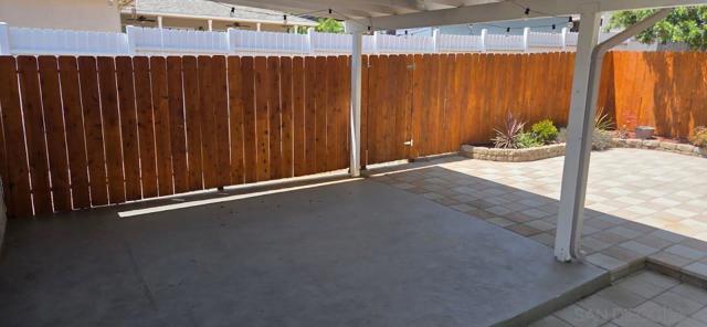 10744 Louisa Dr, La Mesa CA: https://media.crmls.org/mediaz/f00aef11-af4a-4c67-8c99-3aaa2abbeb47.jpg