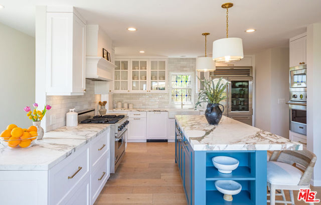 1756 Correa Way, Los Angeles CA: https://media.crmls.org/mediaz/f00c04a3-0f40-40e3-add8-e4cf9e4eeacf.jpg