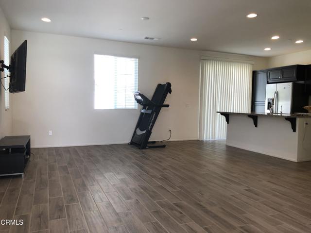 197 Elmwood Street, Fillmore CA: https://media.crmls.org/mediaz/f00c2e28-a47d-4f17-b17a-7b55aaff9b16.jpg