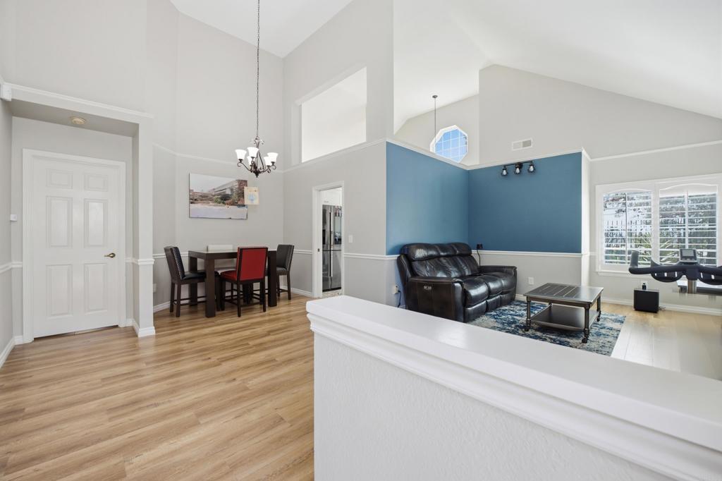879 English Holly Lane - photo 4
