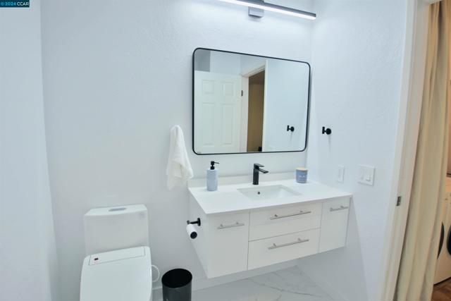 Image 7 of 15 For 389 Belmont St  109