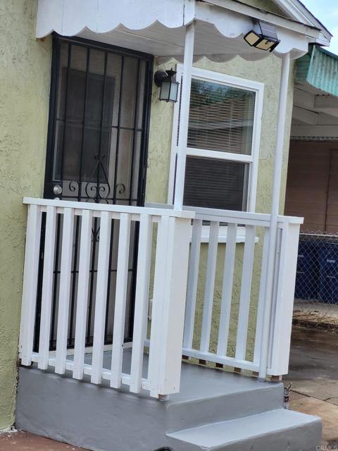 2819 I Avenue, National City CA: https://media.crmls.org/mediaz/f00eee64-e5cd-41fe-891a-2b3611d962b0.jpg