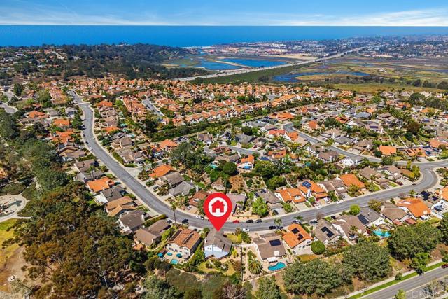 Detail Gallery Image 2 of 37 For 3711 Overpark Rd, San Diego,  CA 92130 - 4 Beds | 2/1 Baths