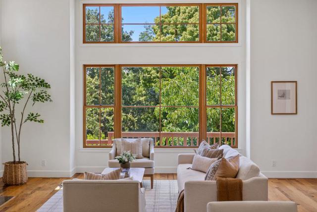 221 Sunset Terrace, Scotts Valley CA: https://media.crmls.org/mediaz/f010ea08-6d0d-4a8f-b035-23746ee5a820.jpg