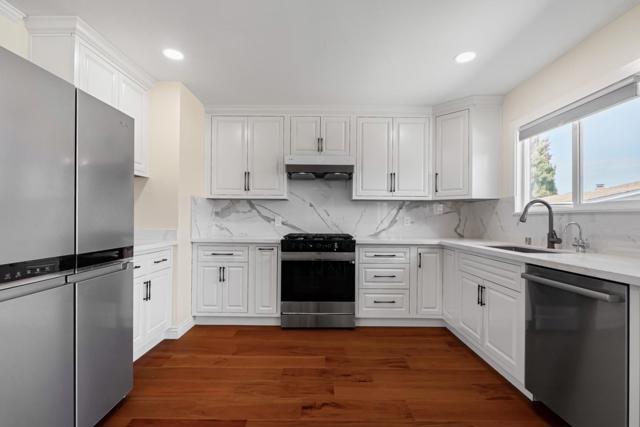 2347 Bennington Lane, Hayward CA: https://media.crmls.org/mediaz/f0111fee-3f53-4426-8217-db3e9359a962.jpg