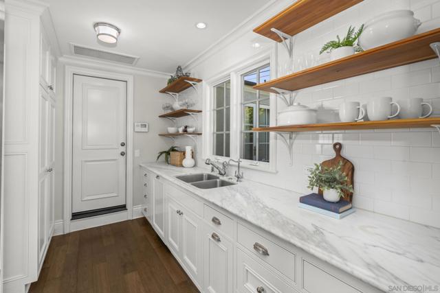 2045 W California St, San Diego CA: https://media.crmls.org/mediaz/f013a695-763e-415c-a60a-d008feea8a3f.jpg