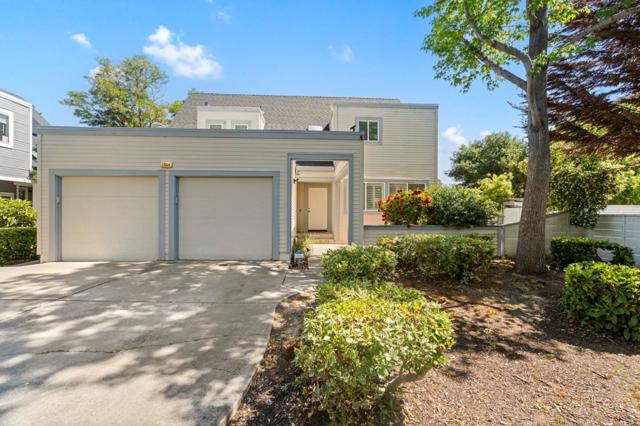 2834 Welk Cmn, Fremont CA: https://media.crmls.org/mediaz/f0142fe9-00a0-4123-b53a-9b7c149dc878.jpg
