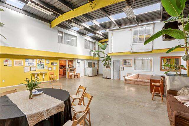 371 Calabasas Road, Watsonville CA: https://media.crmls.org/mediaz/f0156eb7-88a3-45fc-95c3-8f78149953ae.jpg