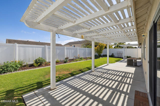 7744 Hayward Street, Ventura CA: https://media.crmls.org/mediaz/f01735ce-0d32-4160-bab1-58f0403ecc94.jpg
