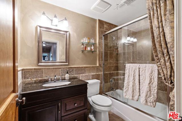 1865 E Villa Street, Pasadena CA: https://media.crmls.org/mediaz/f01a67e3-4984-4903-bcea-6a91681ada21.jpg