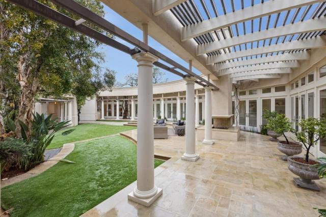 24292 Elise Court, Los Altos Hills CA: https://media.crmls.org/mediaz/f01ab9c9-f96d-404d-9a85-49493aa491ae.jpg